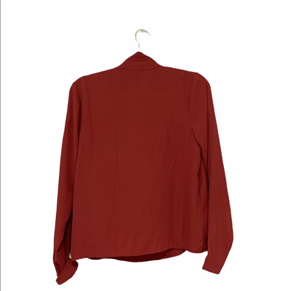 Deep red colored blouse - Picture 2 of 2